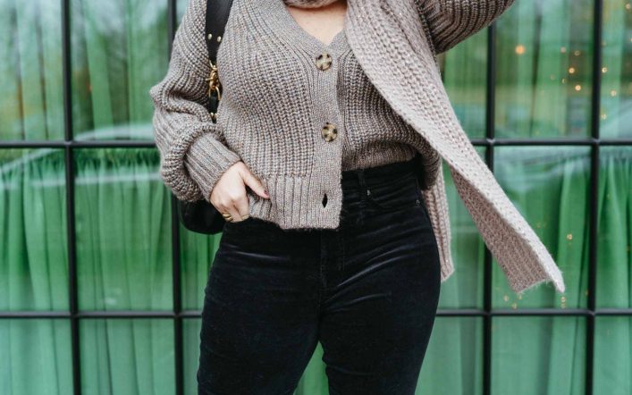 Cue The Sparkles + Velvet: A Vacation Outfit For Any Occasion