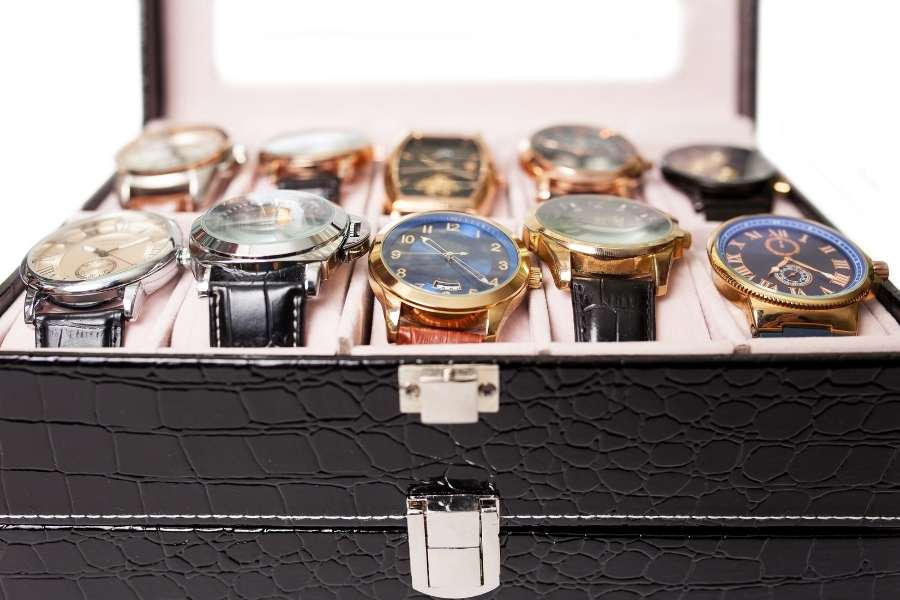 8 Ideas On Learn how to Retailer Your Watch Assortment