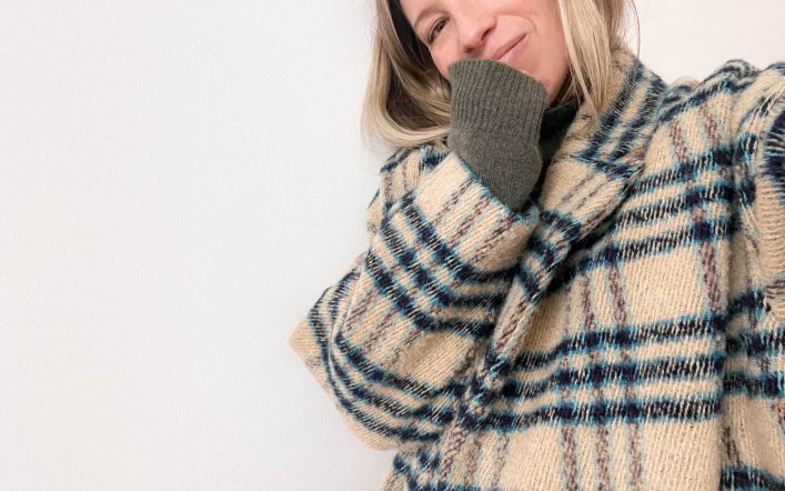 Assertion Coats To Perk Up Winter Outfits: A Deep Dive